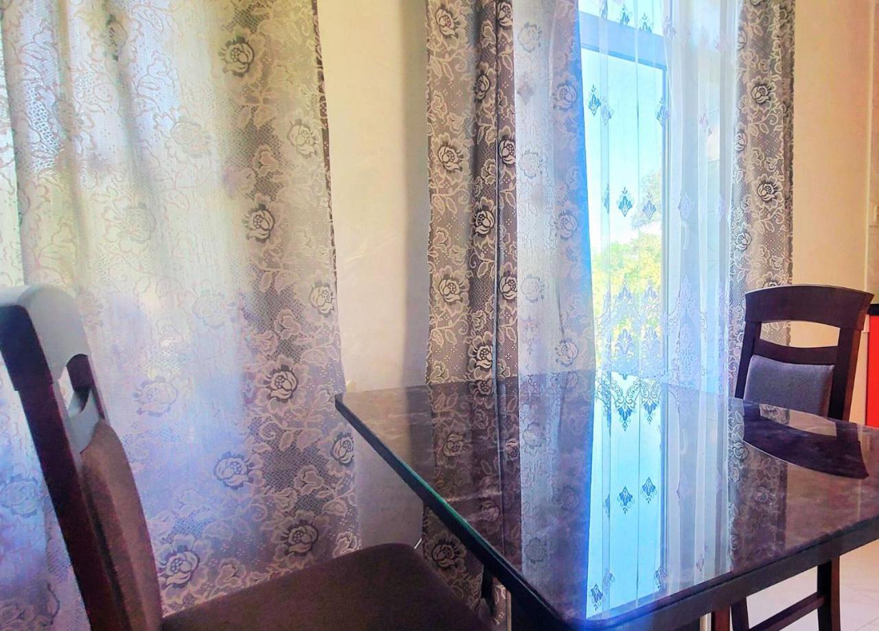 Апартаменти В Будиночку Біля Софіївського Парка Umanʼ Eksteriør bilde